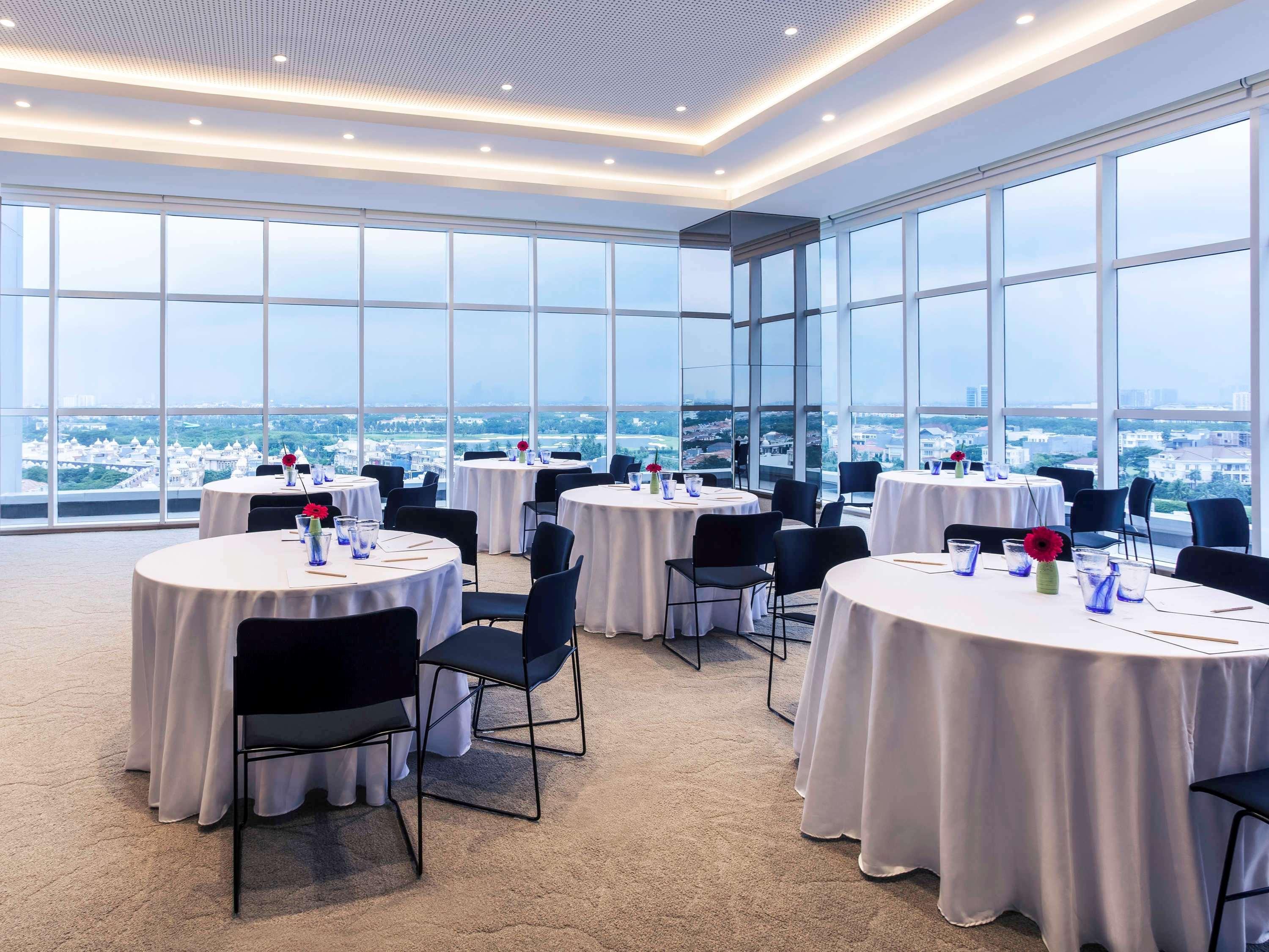 Mercure Jakarta Pantai Indah Kapuk Buitenkant foto